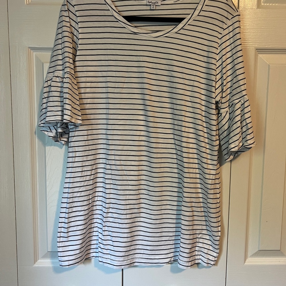 Splendid White and Gray Relaxed Ruffled Tee